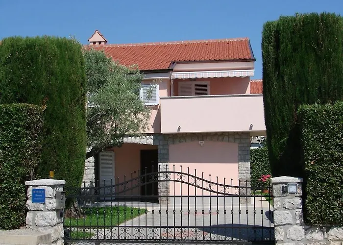 Premium Near Center And With Parking * Krk Town
