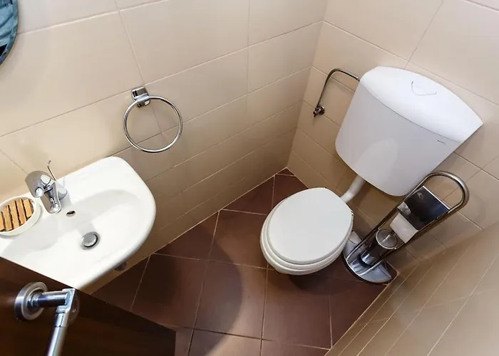 Premium Near Center And With Parking Lejlighed Krk Town